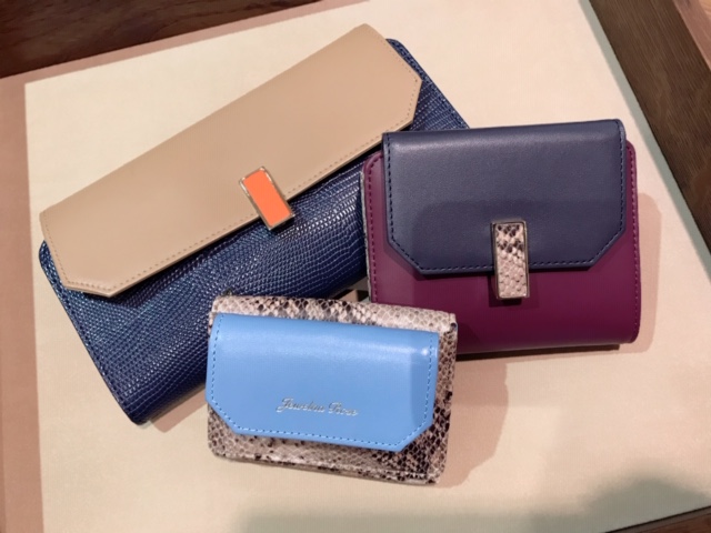 色んな場面で活躍 ウォレット Jewelna Rose ジュエルナローズ公式サイト